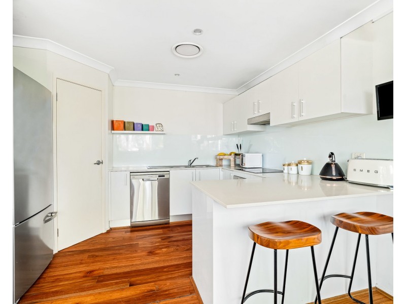 862A Henry Lawson Drive, Picnic Point NSW 2213