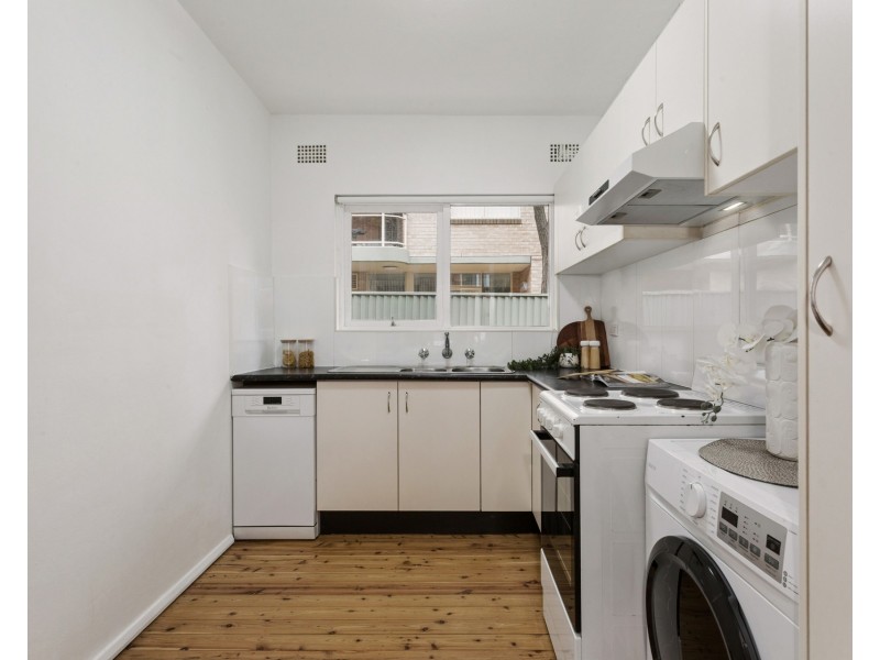 2/67 Kings Road, Brighton-le-sands NSW 2216