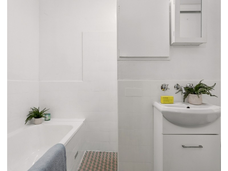 2/67 Kings Road, Brighton-le-sands NSW 2216