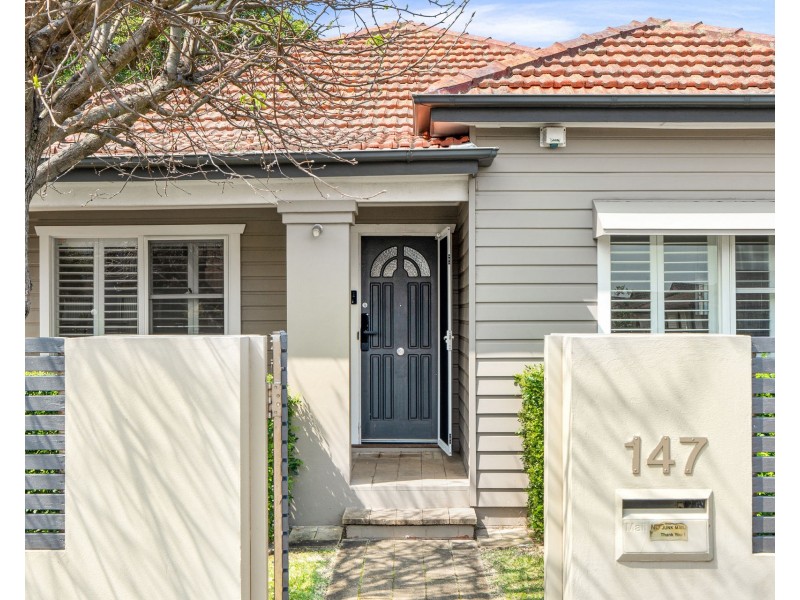 147 Napoleon Street, Sans Souci NSW 2219