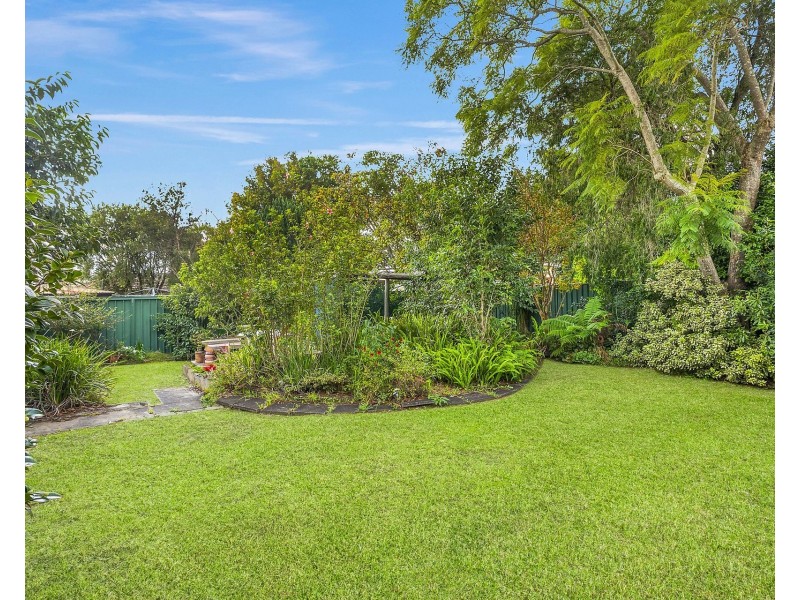 19 Bullecourt Avenue, Engadine NSW 2233
