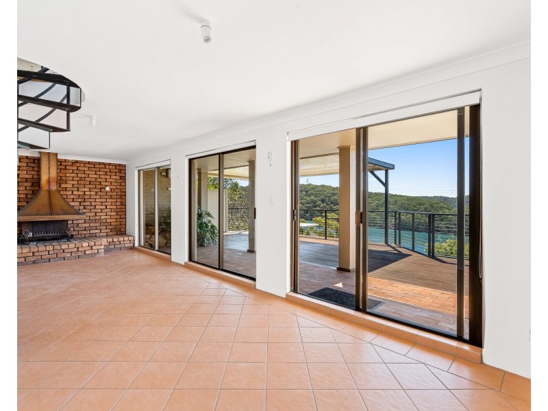 44 Moons Avenue, Lugarno NSW 2210
