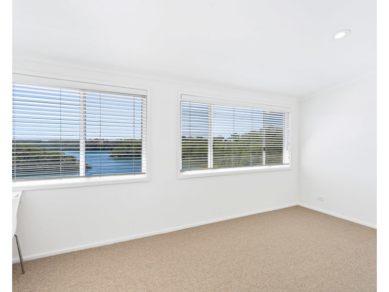 44 Moons Avenue, Lugarno NSW 2210