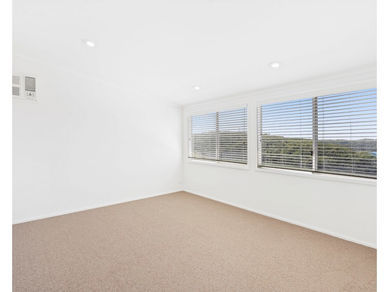 44 Moons Avenue, Lugarno NSW 2210