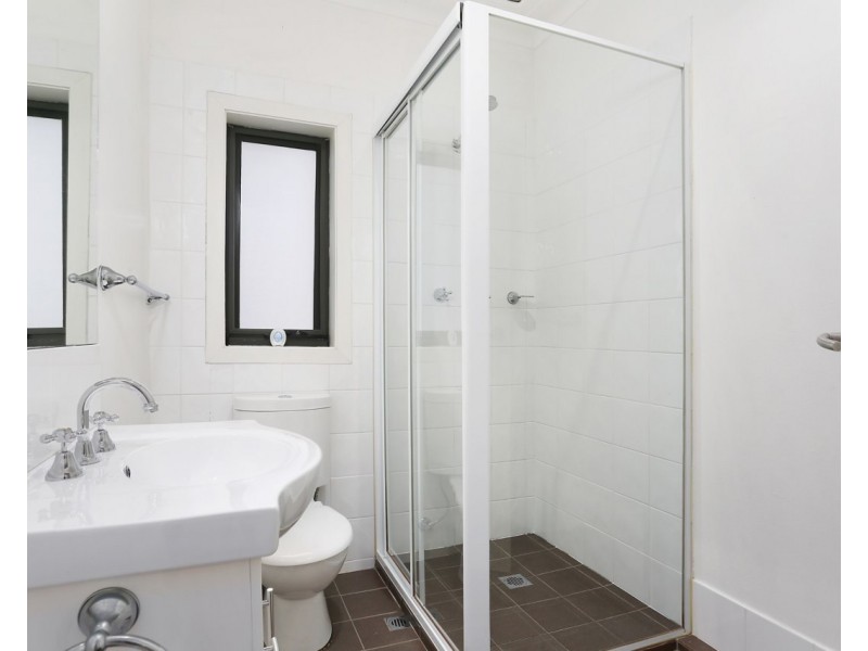 2/57 Gymea Bay Road, Gymea NSW 2227