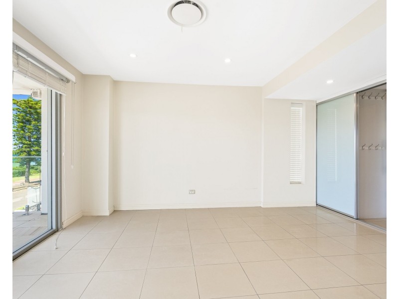10 The Grand Parade, Brighton-le-sands NSW 2216