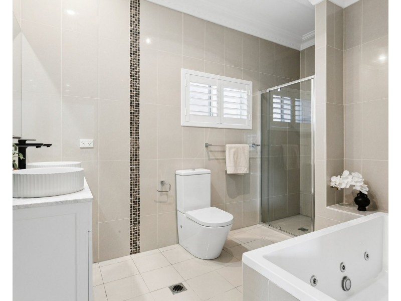 14 Pacific Street, Kingsgrove NSW 2208