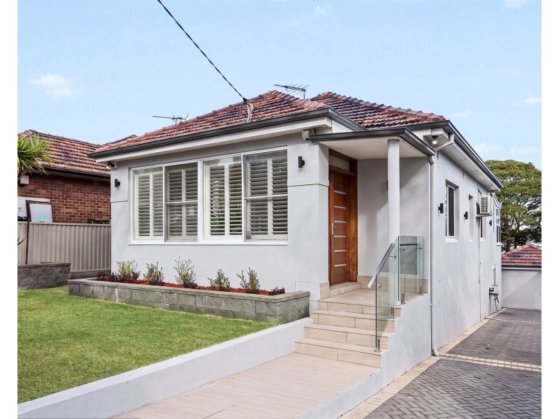 14 Pacific Street, Kingsgrove NSW 2208