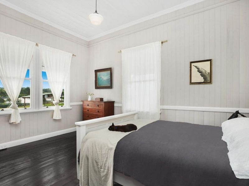 60 Parrot Tree Place, Bangalow NSW 2479