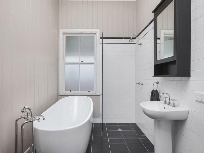 60 Parrot Tree Place, Bangalow NSW 2479