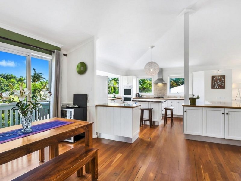 34 Mia Court, Ocean Shores NSW 2483