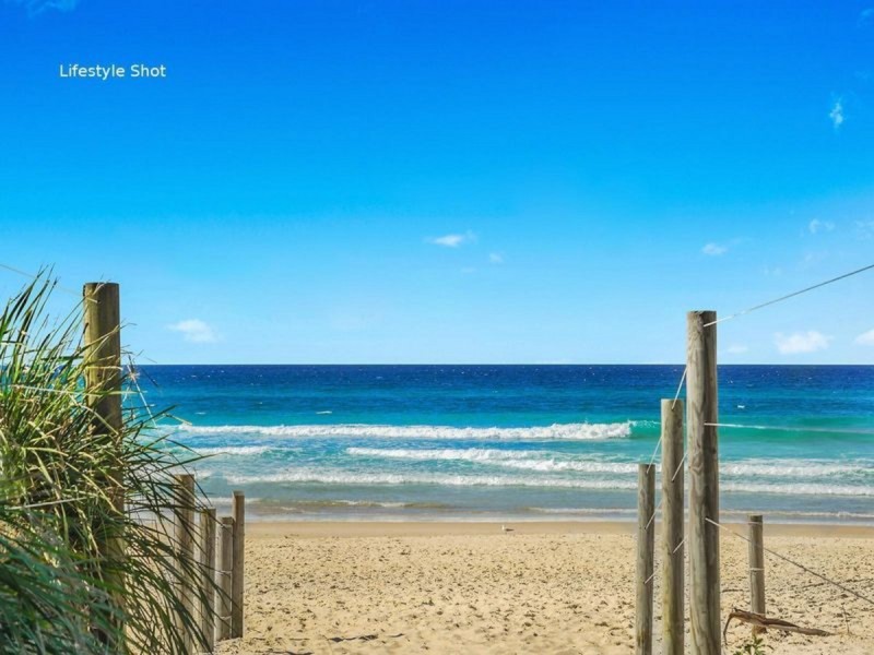 34 Mia Court, Ocean Shores NSW 2483