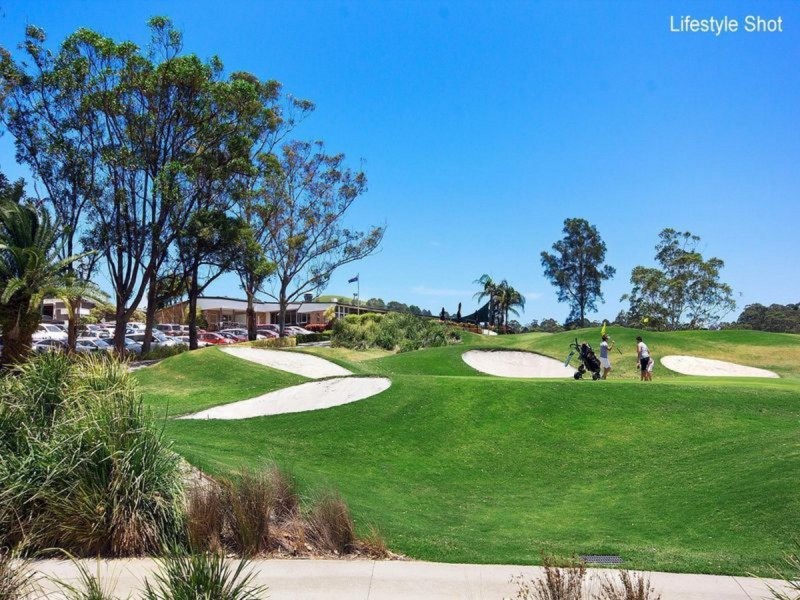 14 Hakea Crescent, Suffolk Park NSW 2481