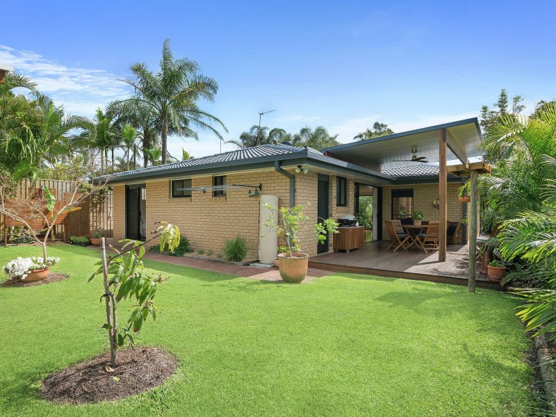 11 Hayter Street, Suffolk Park NSW 2481