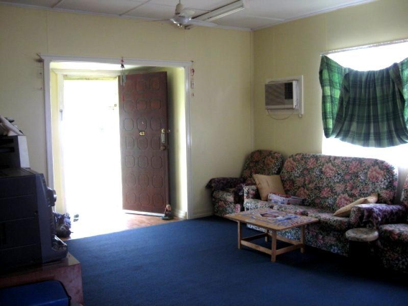 43 Herbert st, Sadliers Crossing QLD 4305