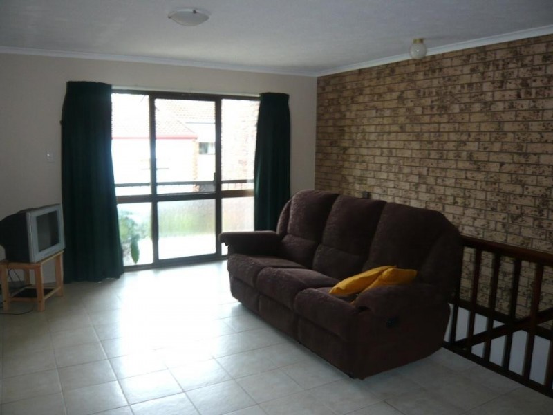 2/88 Invermore St, Mount Gravatt East QLD 4122