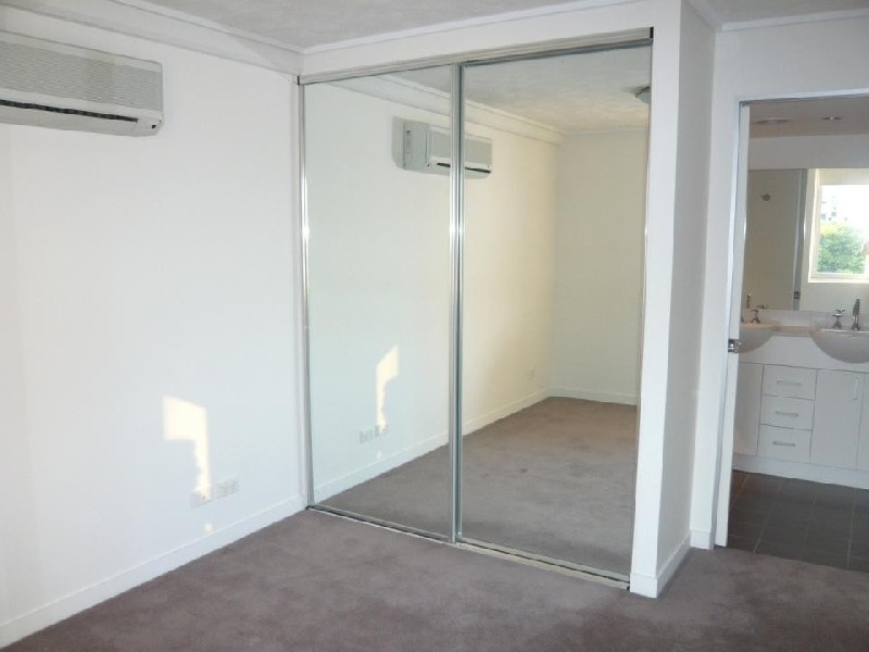 14 Cordelia St, South Bank QLD 4101