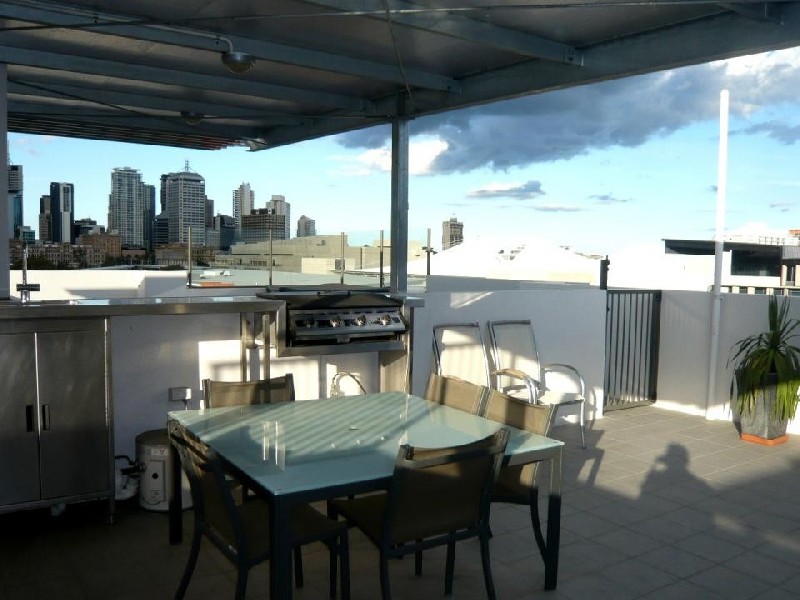 14 Cordelia St, South Bank QLD 4101