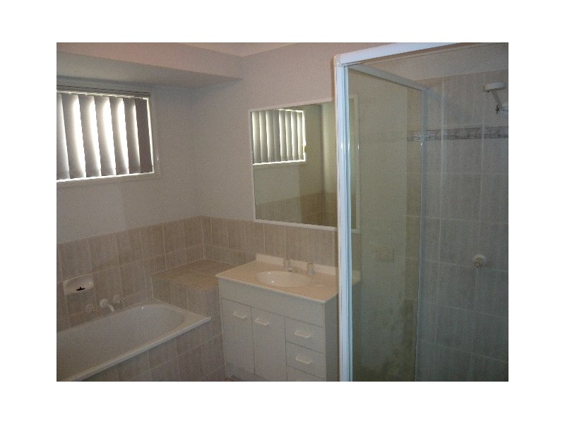 33 Fossicker Circuit, Springfield QLD 4300