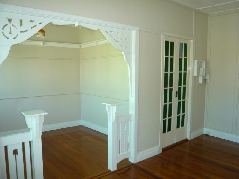 4a Laura St, Highgate Hill QLD 4101