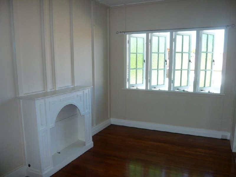 4a Laura St, Highgate Hill QLD 4101