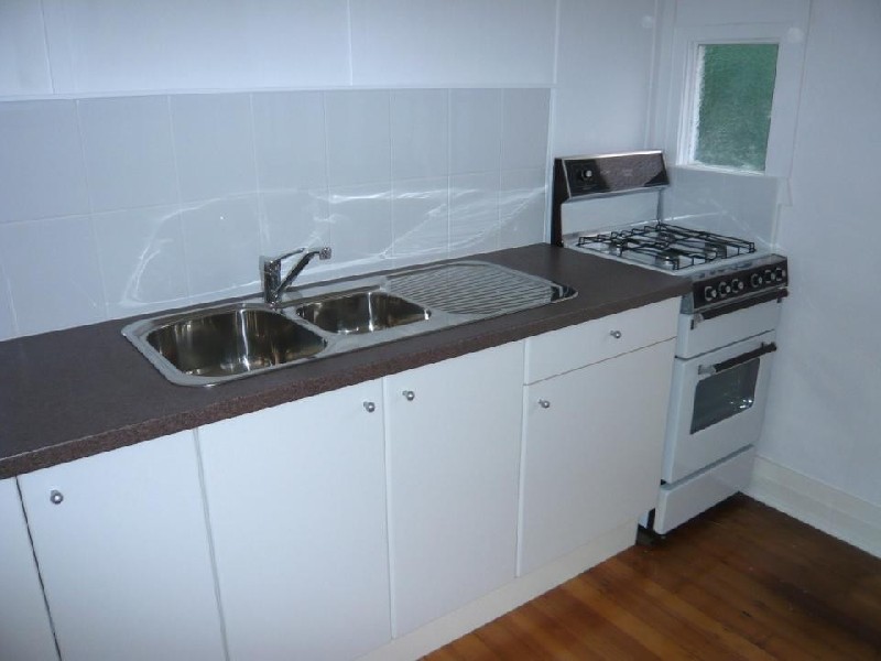 4a Laura St, Highgate Hill QLD 4101