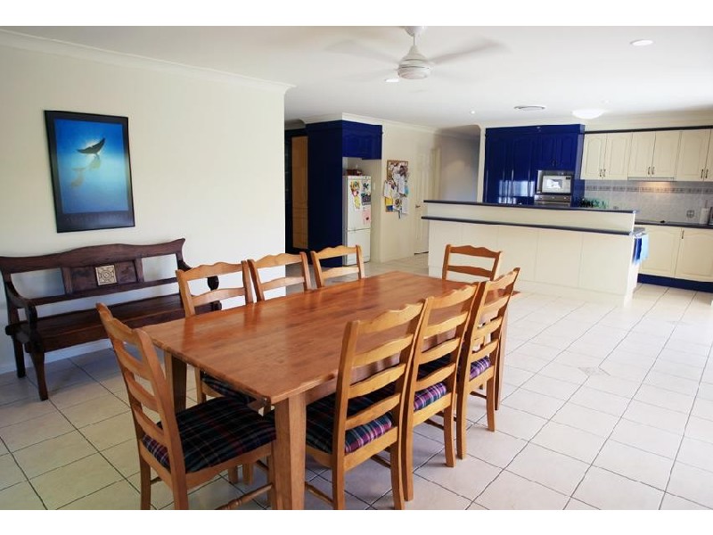 12 Darcelle Place, Ormiston QLD 4160