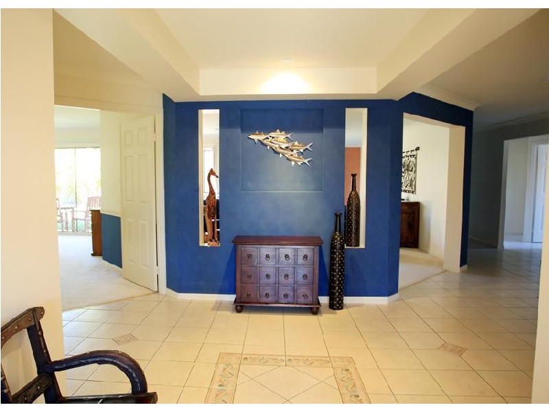 12 Darcelle Place, Ormiston QLD 4160
