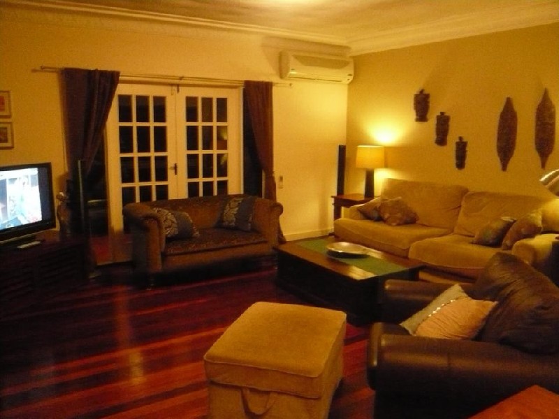 27 Waverley St, Annerley QLD 4103