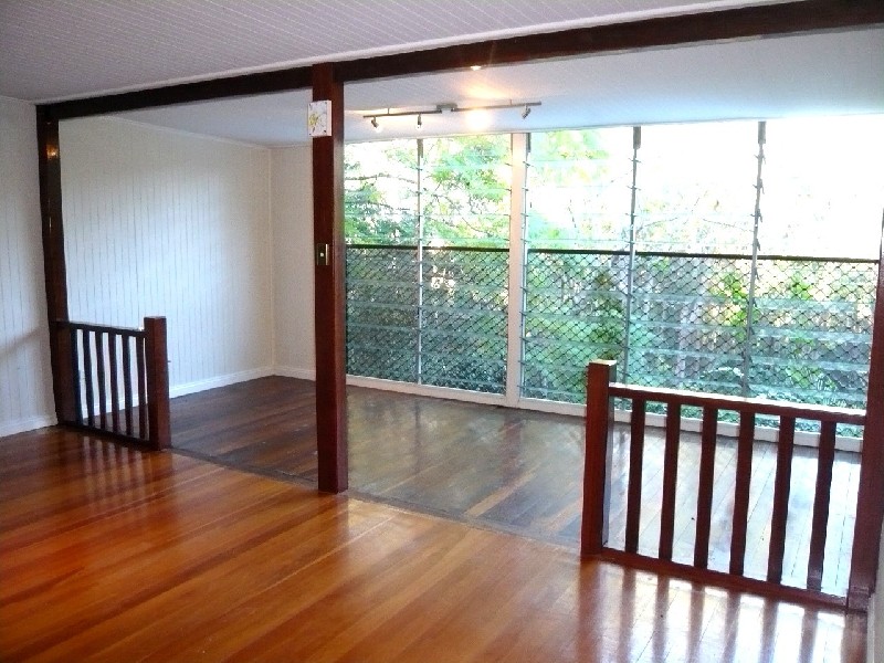 1/80 Stuartholme Road, Bardon QLD 4065