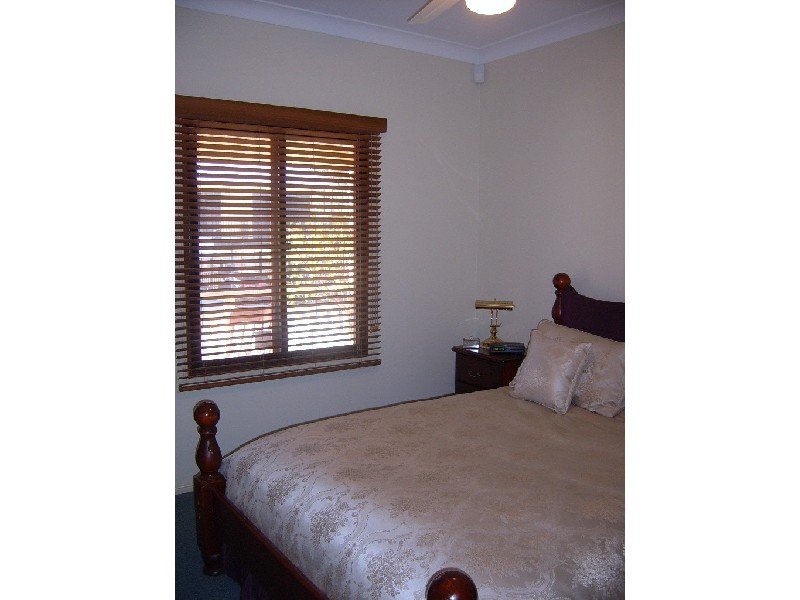 23 Wanderer Cres, Springfield Lakes QLD 4300