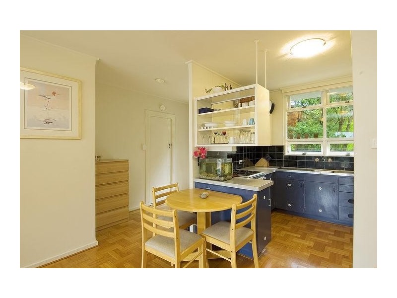 2L/182 Dornoch Tce, Highgate Hill QLD 4101