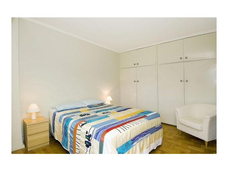 2L/182 Dornoch Tce, Highgate Hill QLD 4101