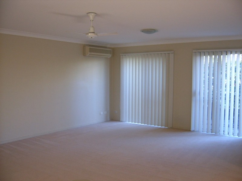 22 Townley Drive cnr Page st, North Lakes QLD 4509