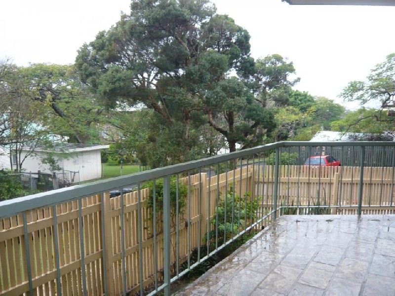 2/2 Clayton Lane, Toowong QLD 4066