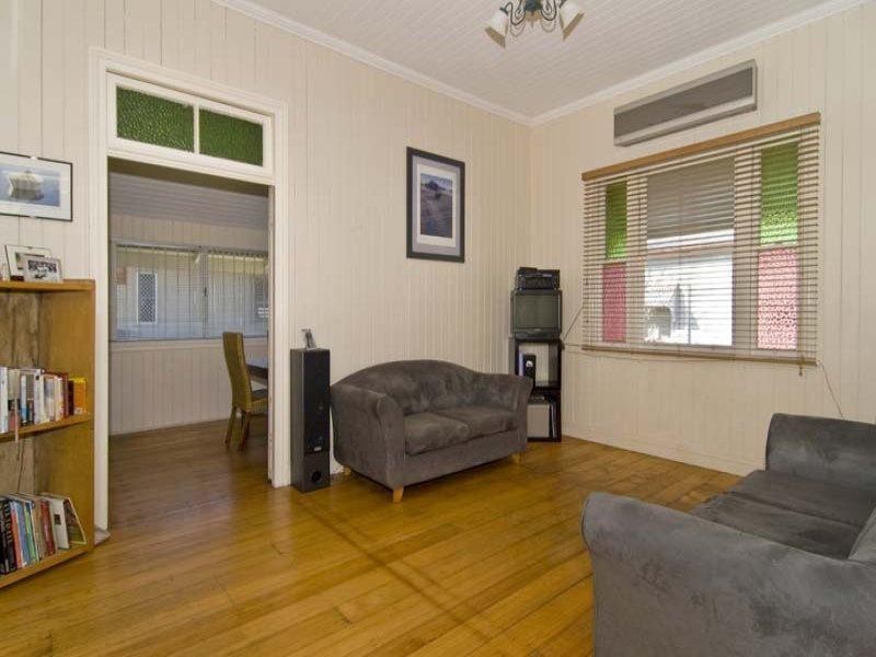 13 Terrace St, Newmarket QLD 4051