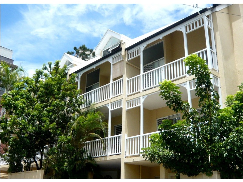 36 Berry St, Spring Hill QLD 4000