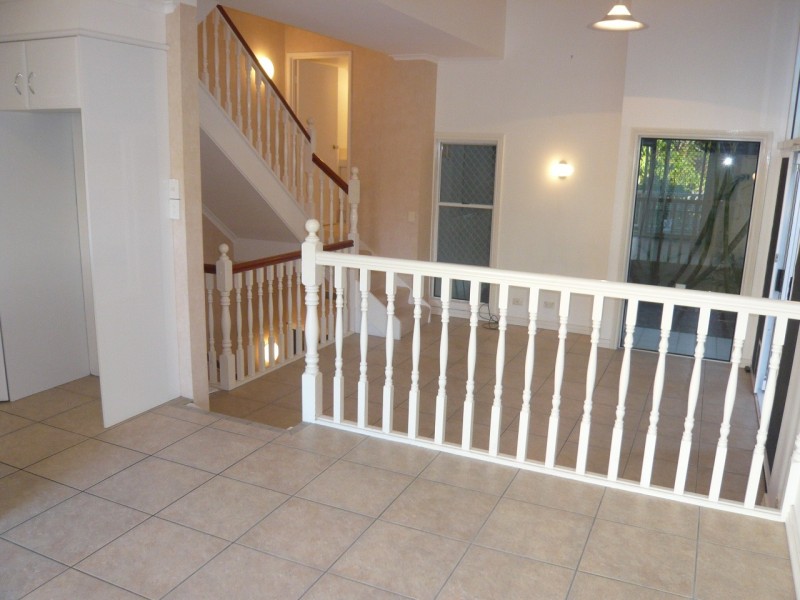 36 Berry St, Spring Hill QLD 4000