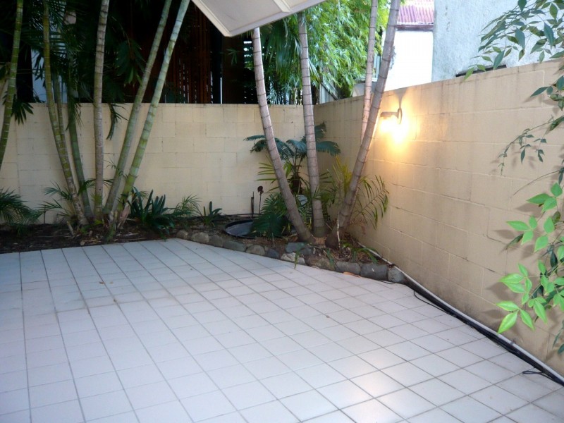 36 Berry St, Spring Hill QLD 4000