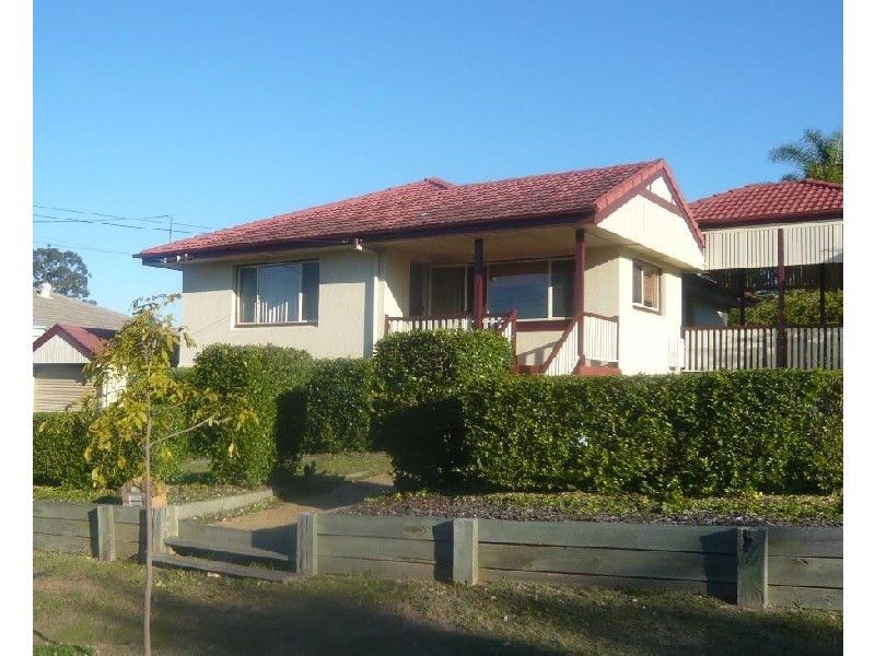 10 Arura St, Mansfield QLD 4122