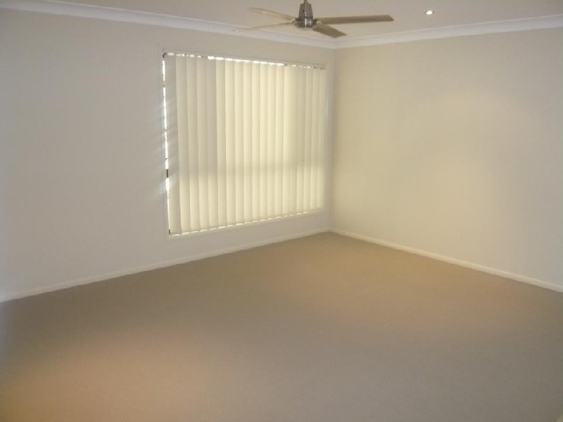 75 Sunview Rd, Springfield QLD 4300