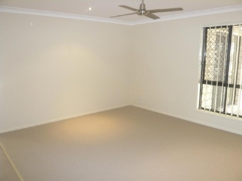 75 Sunview Rd, Springfield QLD 4300
