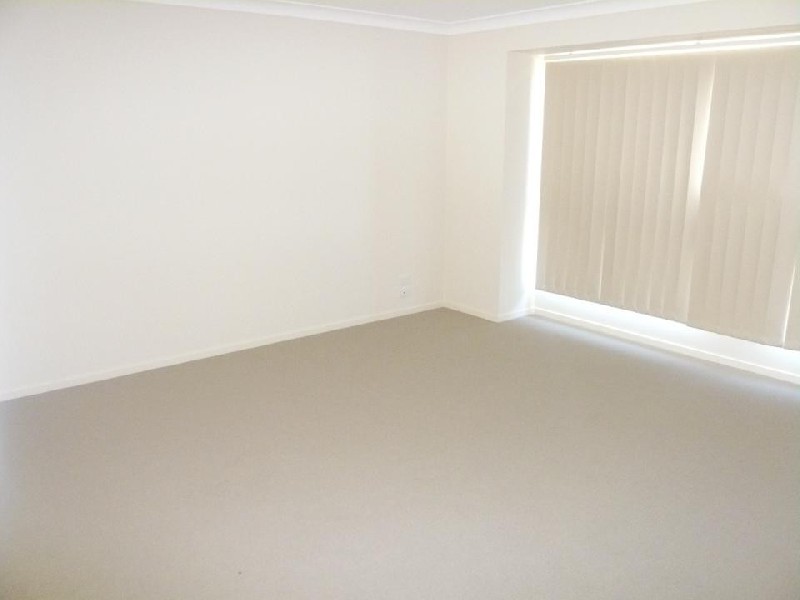 68 Sunview Rd, Springfield QLD 4300
