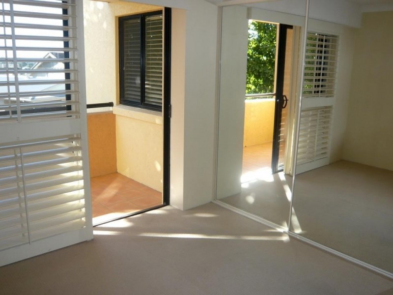 20/16 Norman Cres, Norman Park QLD 4170