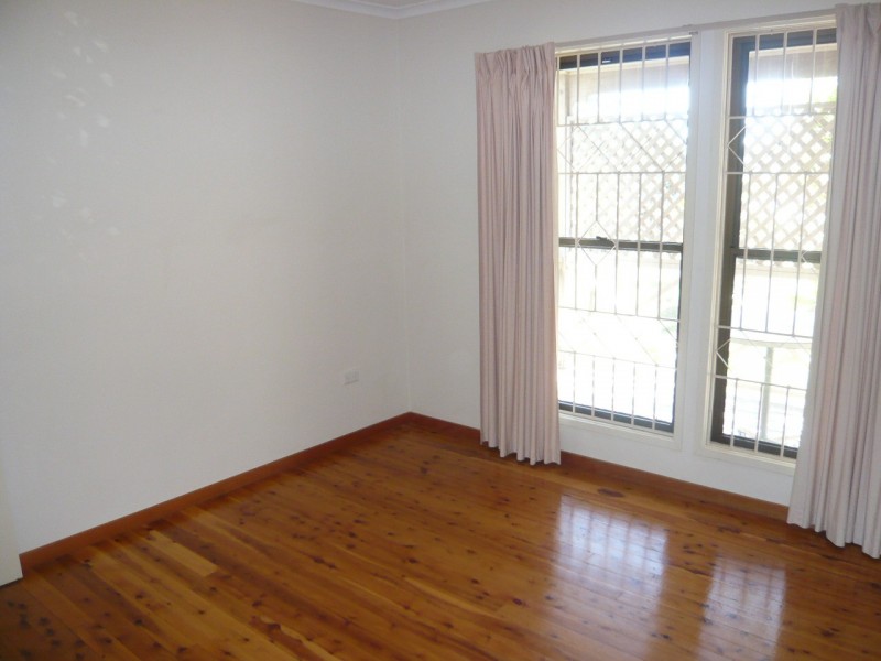 26 Royston St, Brookfield QLD 4069