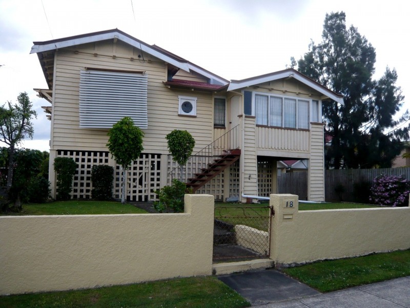 18 Chatsworth Rd, Coorparoo QLD 4151