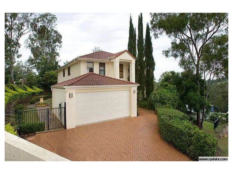 78 Sunset Rd, Kenmore QLD 4069