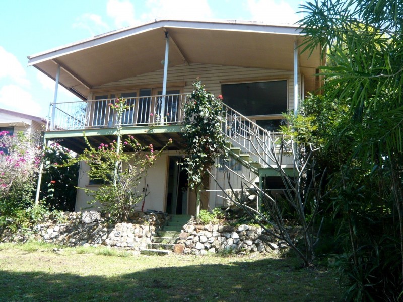 31 Hoya St, Holland Park West QLD 4121