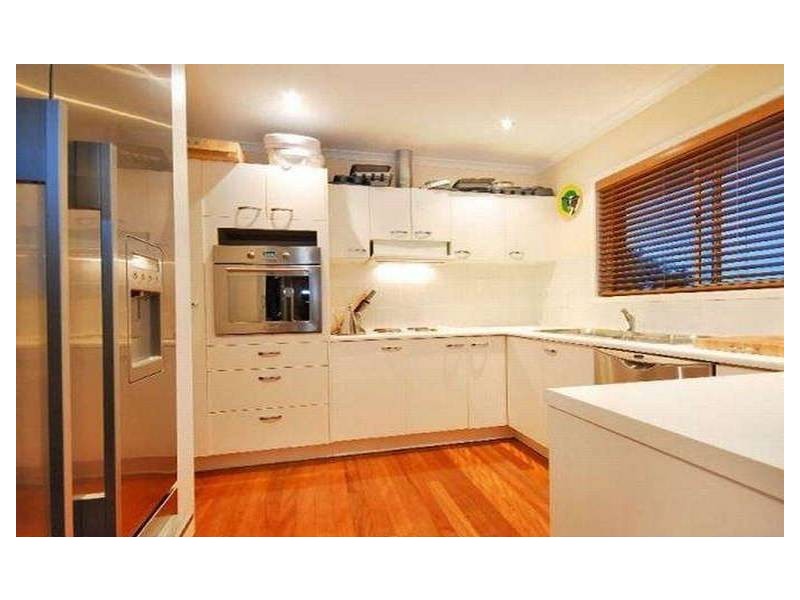 80 Niven St, Stafford Heights QLD 4053