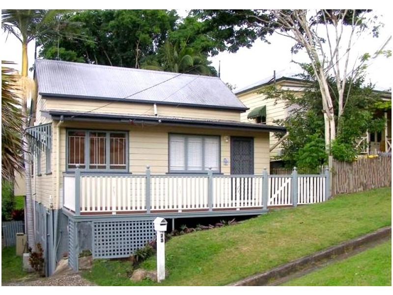 23 Cairns St, Red Hill QLD 4059